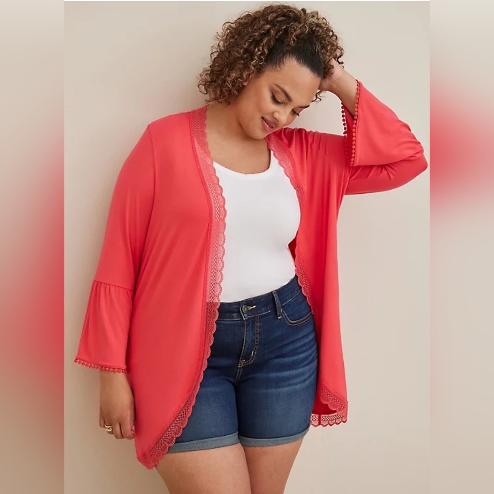 Torrid berry short kimono 3 or 4